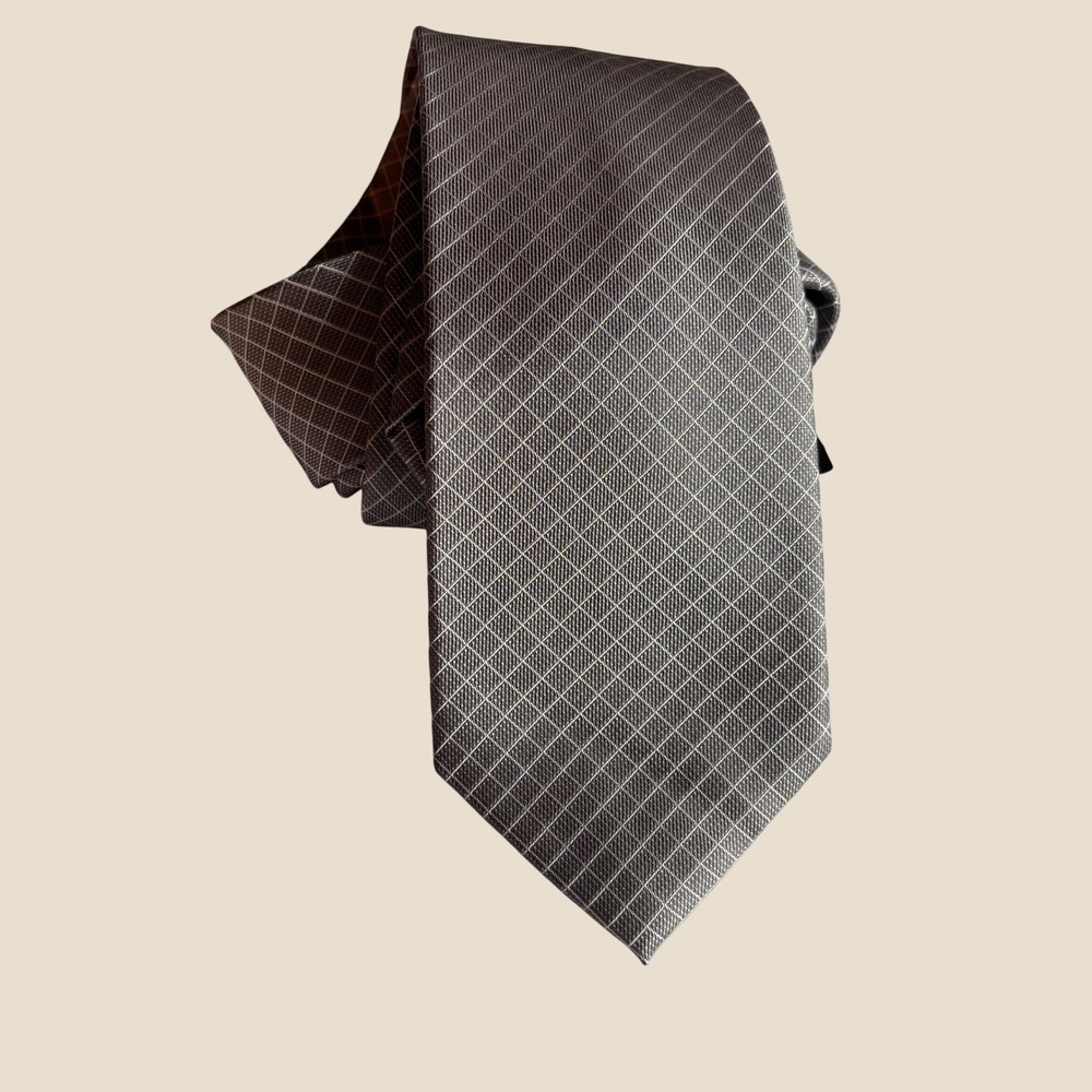 Michael Kors Men's Silk Tie Gray White Grid Pattern Designer Tie Necktie